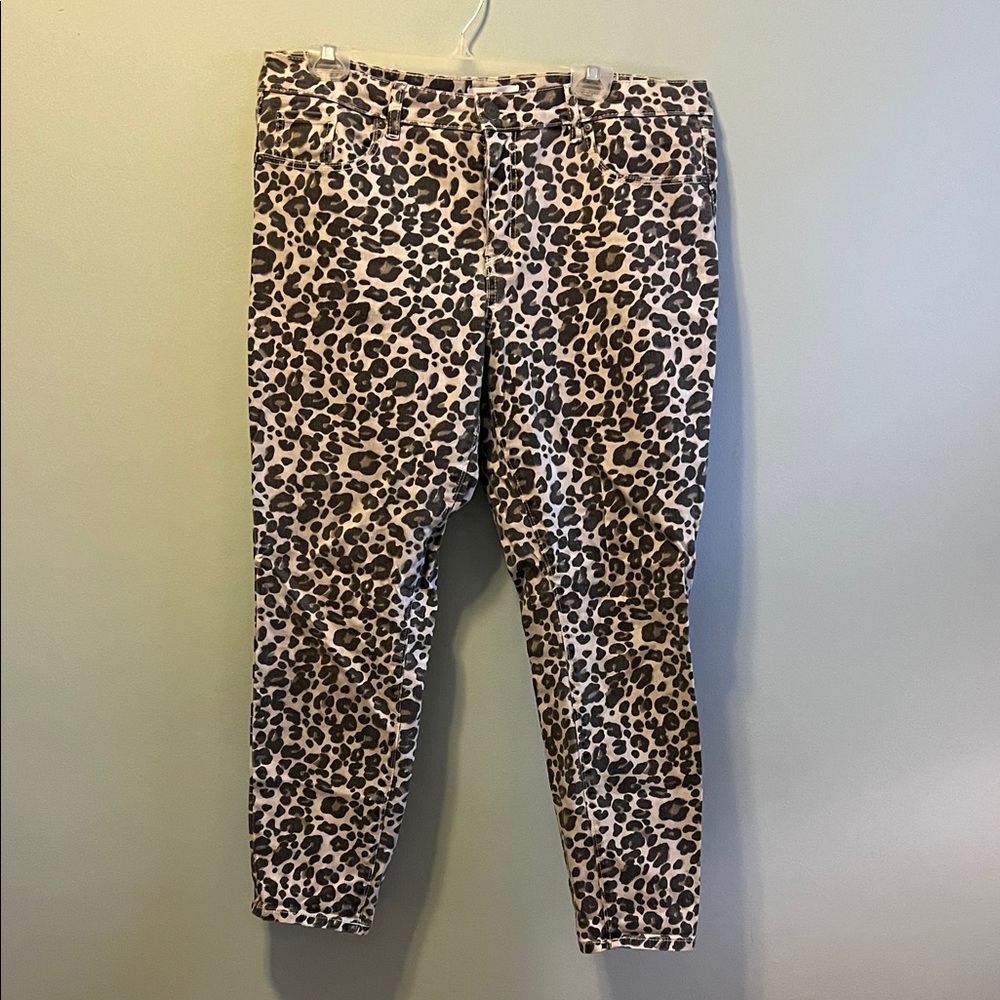 LOFT Leopard Print Jeggings
